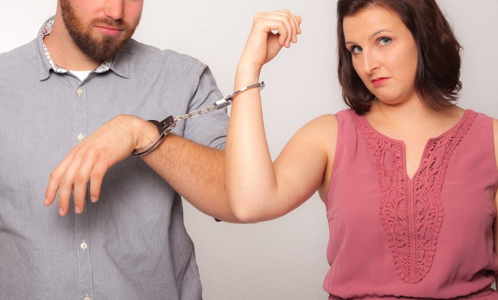 Mitleid? Ich kann meine Frau nicht verlassen, weil sie so viel mit mir erdulden musste