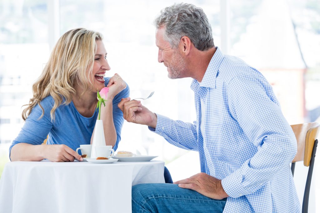 Er ist verheiratet, ich bin gebunden, soll ich ihn anbaggern?